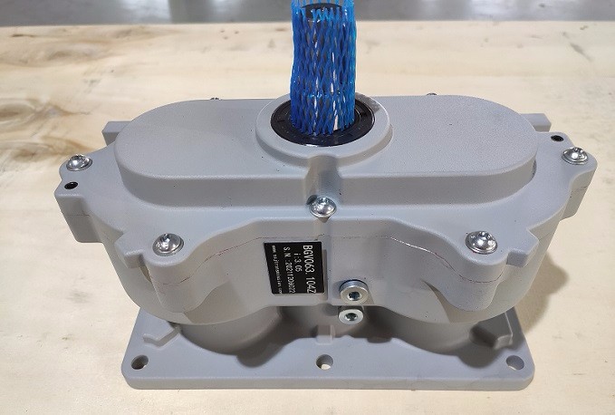 九月你好！上海艾思捷制冰機減速機發(fā)貨！